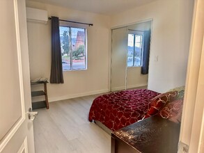 7802 Apperson St in Los Angeles, CA - Foto de edificio - Building Photo