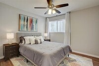 5036 Glenmont Dr photo'