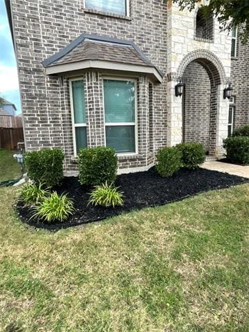 property at 1221 Hoyt Dr