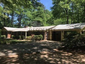 6612 Pleasant Pines Dr in Raleigh, NC - Building Photo