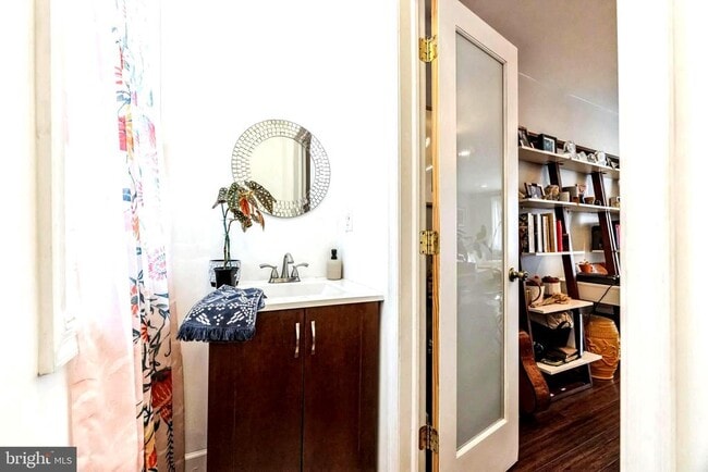 1732 Manton St in Philadelphia, PA - Building Photo - Building Photo