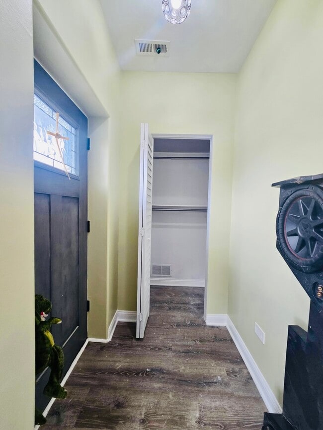 3741 S Honore St in Chicago, IL - Building Photo - Building Photo