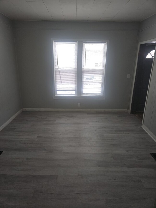 property at 2424 5th Ave