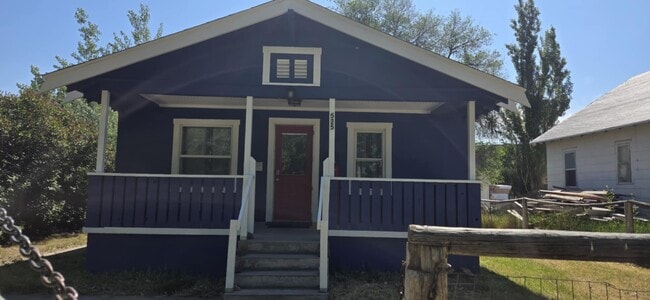 property at 525 S 4th St