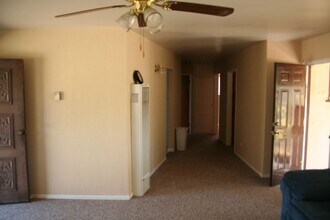 6707 Val Verde Ave in Buena Park, CA - Building Photo - Building Photo