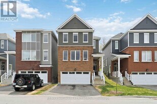 404 Appalachian Cir in Ottawa, ON - Building Photo
