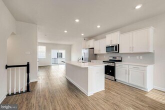 7064 Delegate Pl in Frederick, MD - Building Photo - Building Photo