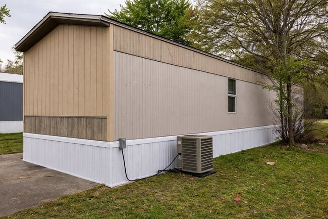 69 Deerwood Park in Centralia, IL - Foto de edificio - Building Photo