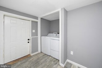 133 E Federal St in Burlington, NJ - Building Photo - Building Photo