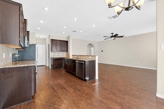 6408 Tanzanite Dr in Killeen, TX - Building Photo - Building Photo