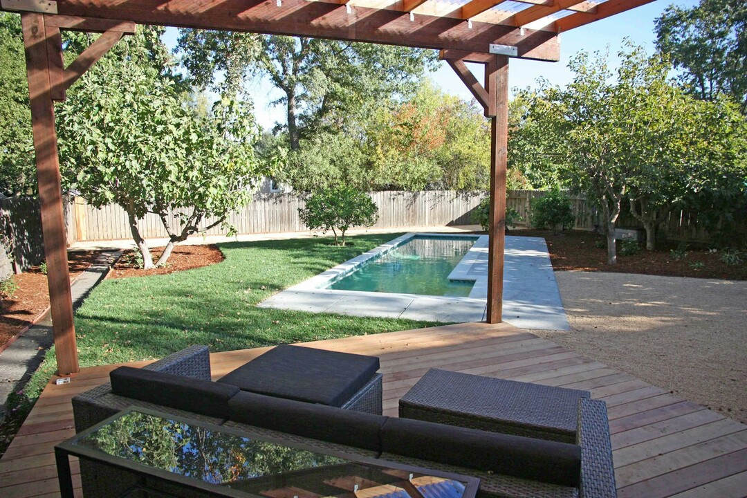 1854 Lake St in Calistoga, CA - Building Photo
