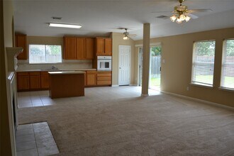 2407 Pine Shadows Dr in Sugar Land, TX - Building Photo - Building Photo