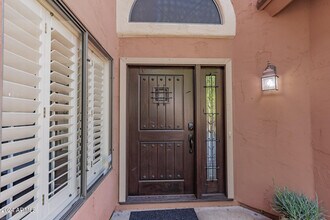 9573 E Windrose Dr in Scottsdale, AZ - Building Photo - Building Photo