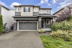 10017 7th Place SE in Lake Stevens, WA - Building Photo