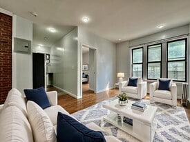 518 W 204th St in New York, NY - Building Photo