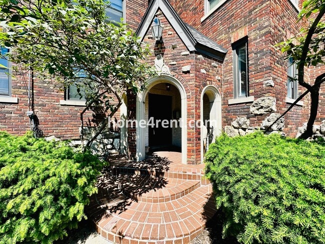 700 W 48th St in Kansas City, MO - Building Photo - Building Photo