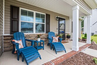 410 Silverstone Pl in Hubert, NC - Building Photo - Building Photo
