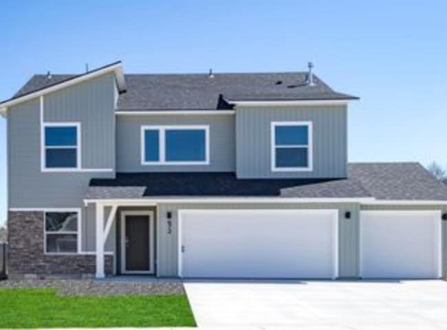 property at 672 S Blackfoot