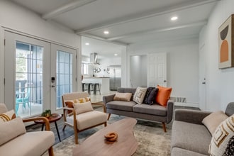 13489 W Auburn Ave in Lakewood, CO - Foto de edificio - Building Photo