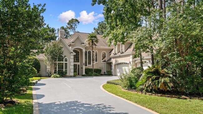 property at 162 N Taylor Point Dr