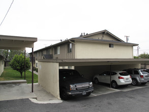 Parkwood Apartments in La Mirada, CA - Building Photo - Building Photo