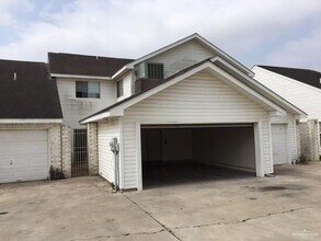 25 I N St in McAllen, TX - Building Photo - Building Photo