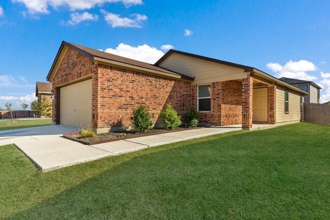 7710 Stable View in San Antonio, TX - Building Photo - Building Photo