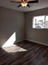 1748 E Yale St-Unit -1 in Phoenix, AZ - Building Photo - Building Photo