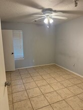 5838 N Magazine Cir in Houston, TX - Building Photo - Building Photo