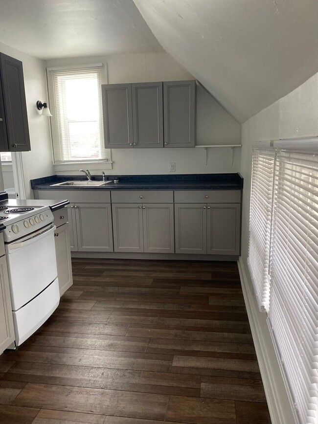 property at 1829 Greenbush St