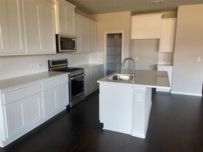 309 Akumal Ave in Leander, TX - Building Photo - Building Photo