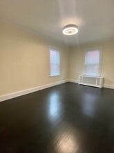 840 South St, Unit 1 in Boston, MA - Building Photo - Building Photo