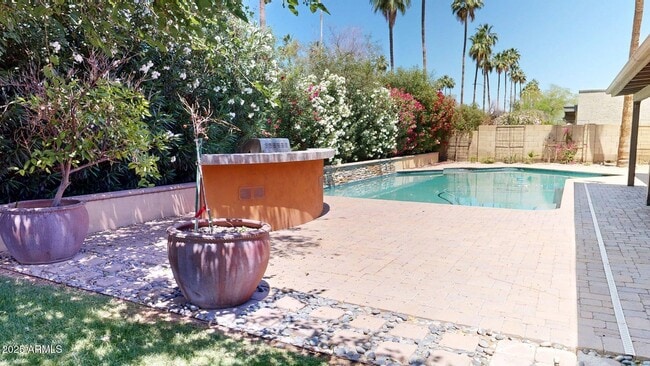 2534 S Grandview Ave in Tempe, AZ - Building Photo - Building Photo