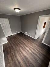 1827 Frances Ave in Elkhart, IN - Building Photo - Building Photo