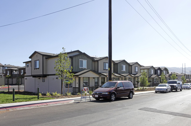 Schapiro Knolls in Watsonville, CA - Foto de edificio - Building Photo