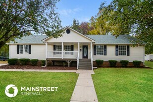 617 E Walnut Ave in Wake Forest, NC - Building Photo