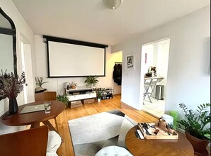 34 Ludlow St-Unit -19 in New York, NY - Building Photo - Building Photo
