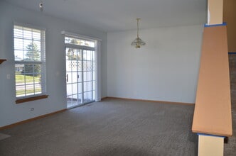 206 Brompton Ln in Sugar Grove, IL - Building Photo - Building Photo