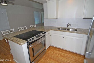 2015 E Southern Ave in Tempe, AZ - Building Photo - Building Photo