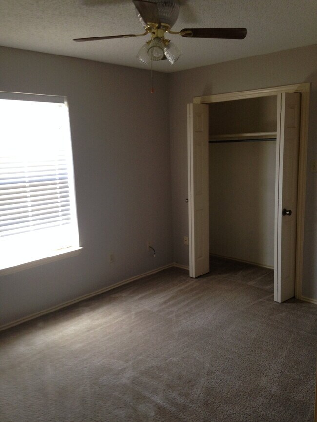 6411 York Dr in Lubbock, TX - Building Photo - Building Photo