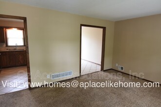 9001 Kentucky Ave in Kansas City, MO - Building Photo - Building Photo