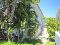 Normandy Isle Fourplex in Miami, FL - Building Photo - Building Photo