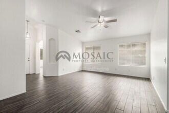 3284 W Five Mile Peak Dr in San Tan Valley, AZ - Building Photo - Building Photo