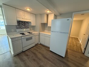 5 Johnson Ave, Unit A in Hampton, NH - Building Photo - Building Photo