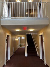 18821 Sparkling Water Dr in Germantown, MD - Foto de edificio - Building Photo