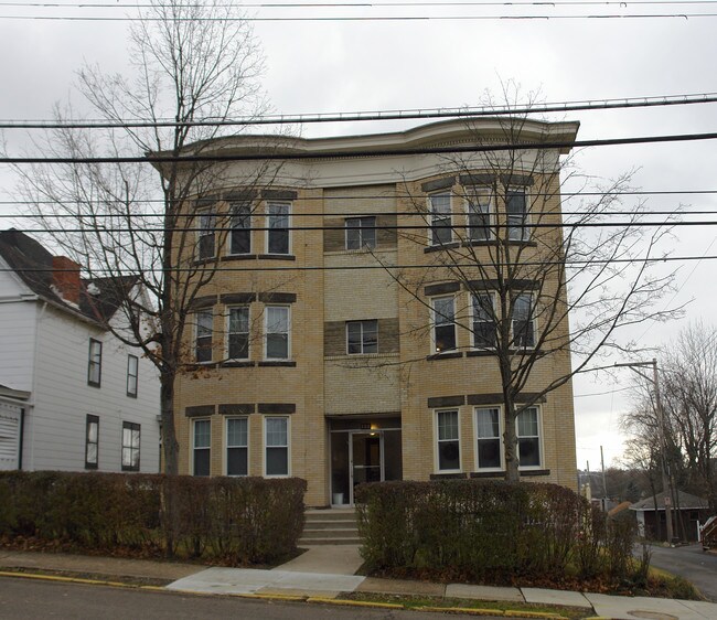 C A PROPERTIES in Pittsburgh, PA - Building Photo - Building Photo