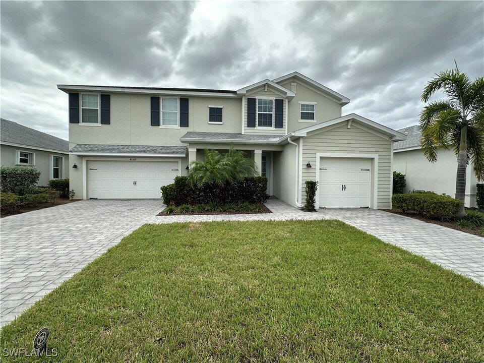 43369 Treadway Dr in Punta Gorda, FL - Building Photo