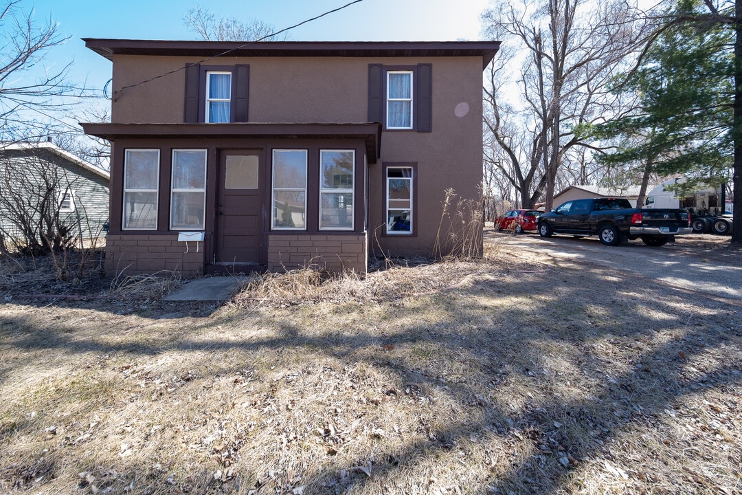 217 Irving Ave in Faribault, MN - Building Photo