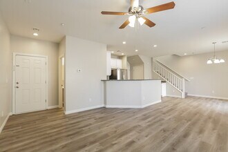 6204 Joaquin Hills Ct in Las Vegas, NV - Building Photo - Building Photo