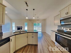 120 Sumter Ln in Clarksville, TN - Foto de edificio - Building Photo